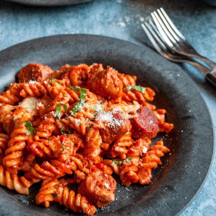 chicken and chorizo pasta - Something Sweet Something Savoury