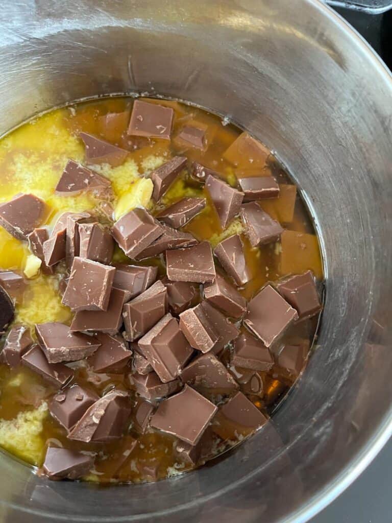 No Bake Mint Aero TrayBake Something Sweet Something Savoury