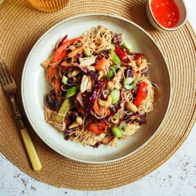 Thai chicken noodle salad {with chilli-peanut dressing}