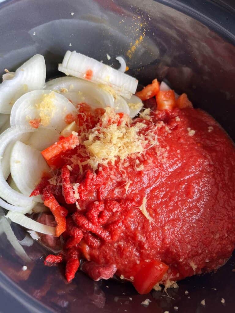 Slow Cooker Beef Curry - Something Sweet Something Savoury